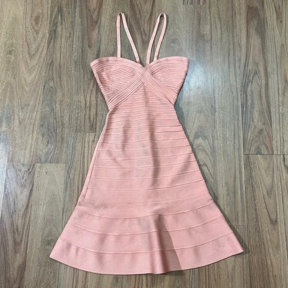Herve Leger by Max Aria Alissa Bandage Dress Peach Coral Strappy Dress - Picture 1 of 7
